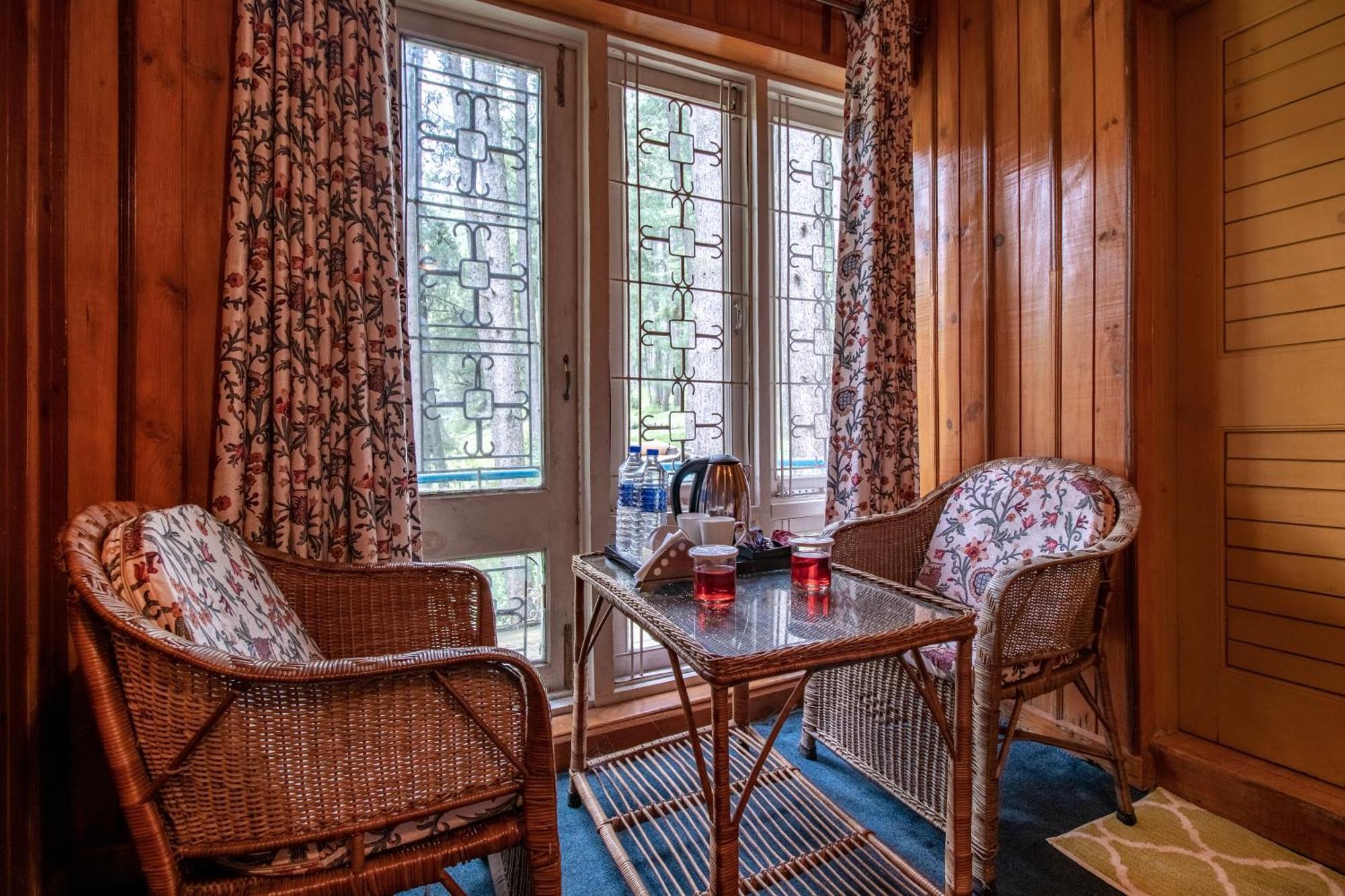 Hotel Little Silver Pahalgām Eksteriør bilde
