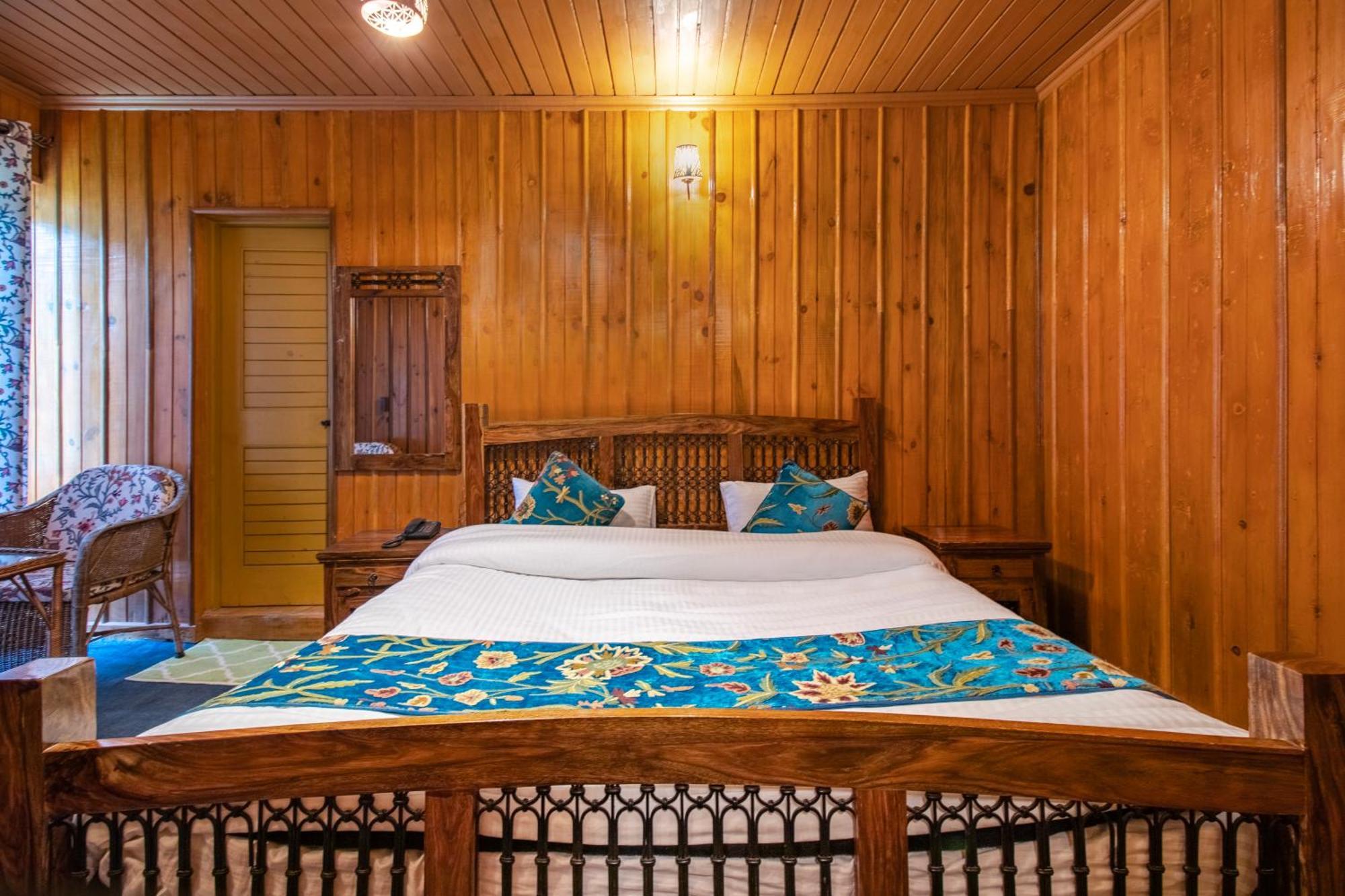 Hotel Little Silver Pahalgām Eksteriør bilde