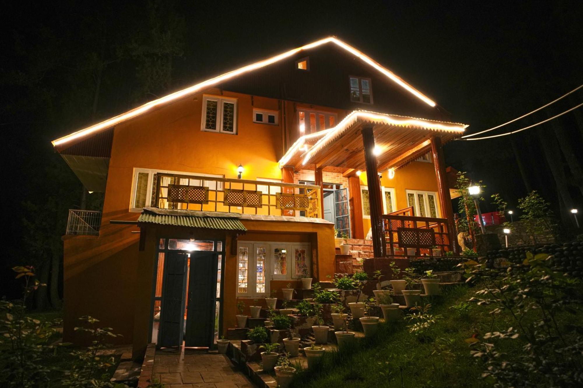 Hotel Little Silver Pahalgām Eksteriør bilde