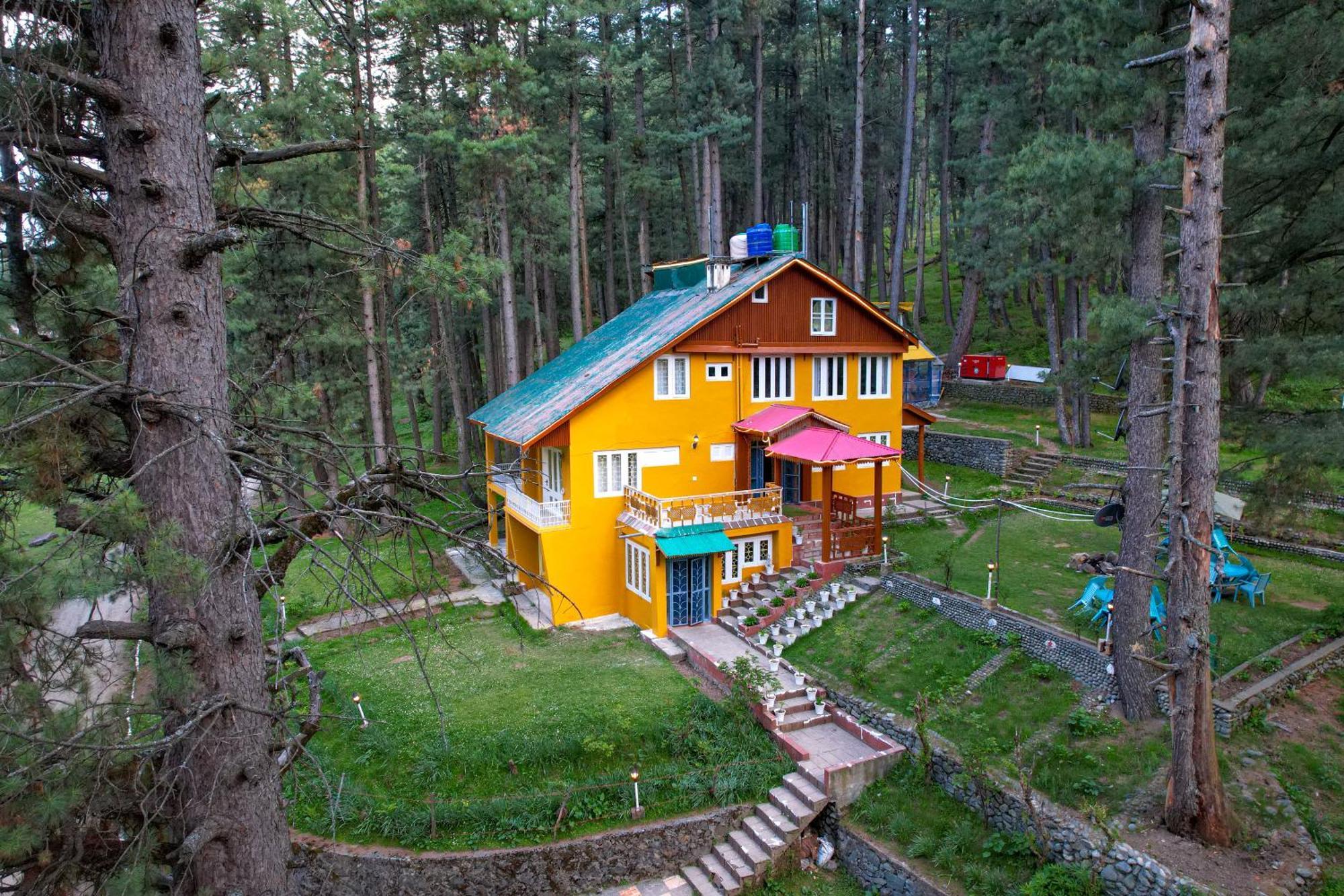 Hotel Little Silver Pahalgām Eksteriør bilde